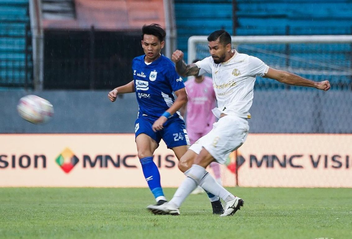 Kết quả bóng đá hôm nay tối 26/9:  PSIS Semarang thua đau trước Arema - Ảnh 1